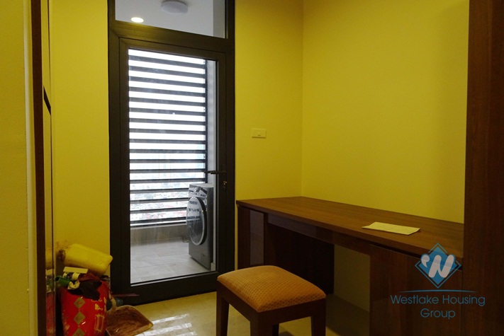 Two bedroom apartment for rent in Vinhome Metropolis, Ba Dinh district, HN